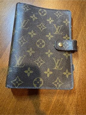 Louis Vuitton Monogram Agenda Cover in Brown and Gold